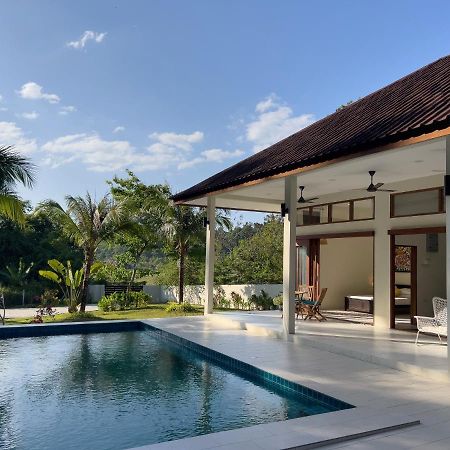 Villa Meranti - Spacious Private Pool Villa Пантай-Ченанг Екстер'єр фото
