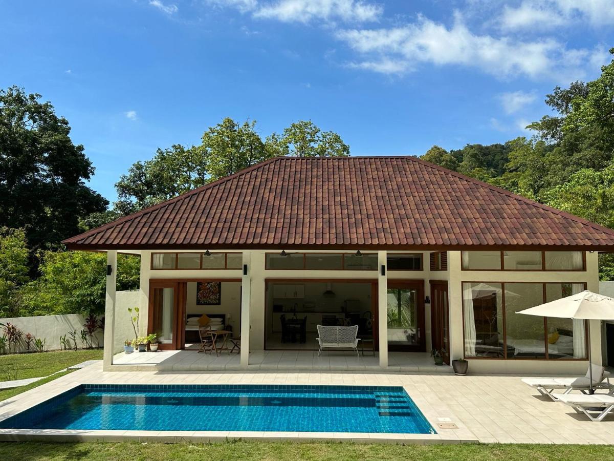 Villa Meranti - Spacious Private Pool Villa Пантай-Ченанг Екстер'єр фото